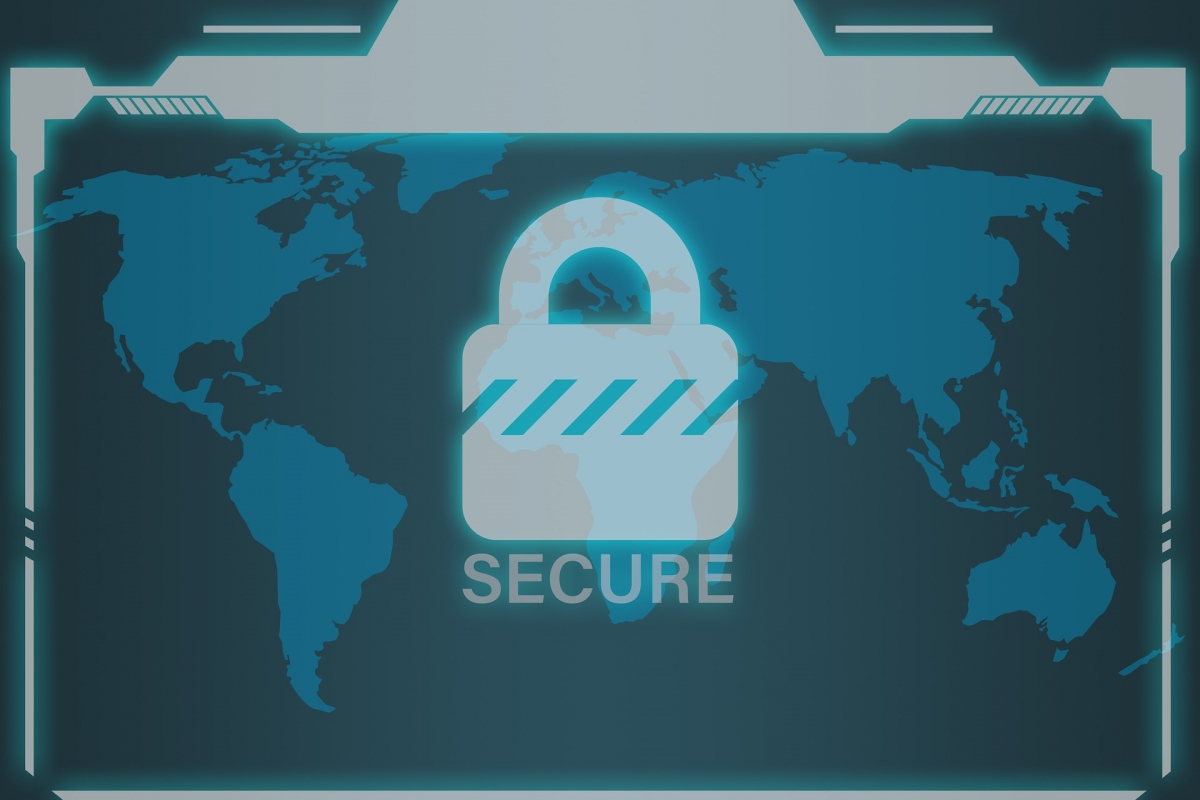 un candado de ciberseguridad sobre un plano del mundo