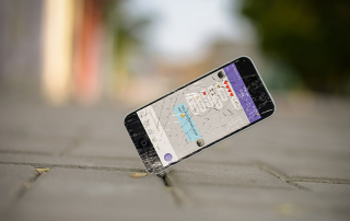 smartphone se resquebraja al chocar contra el suelo